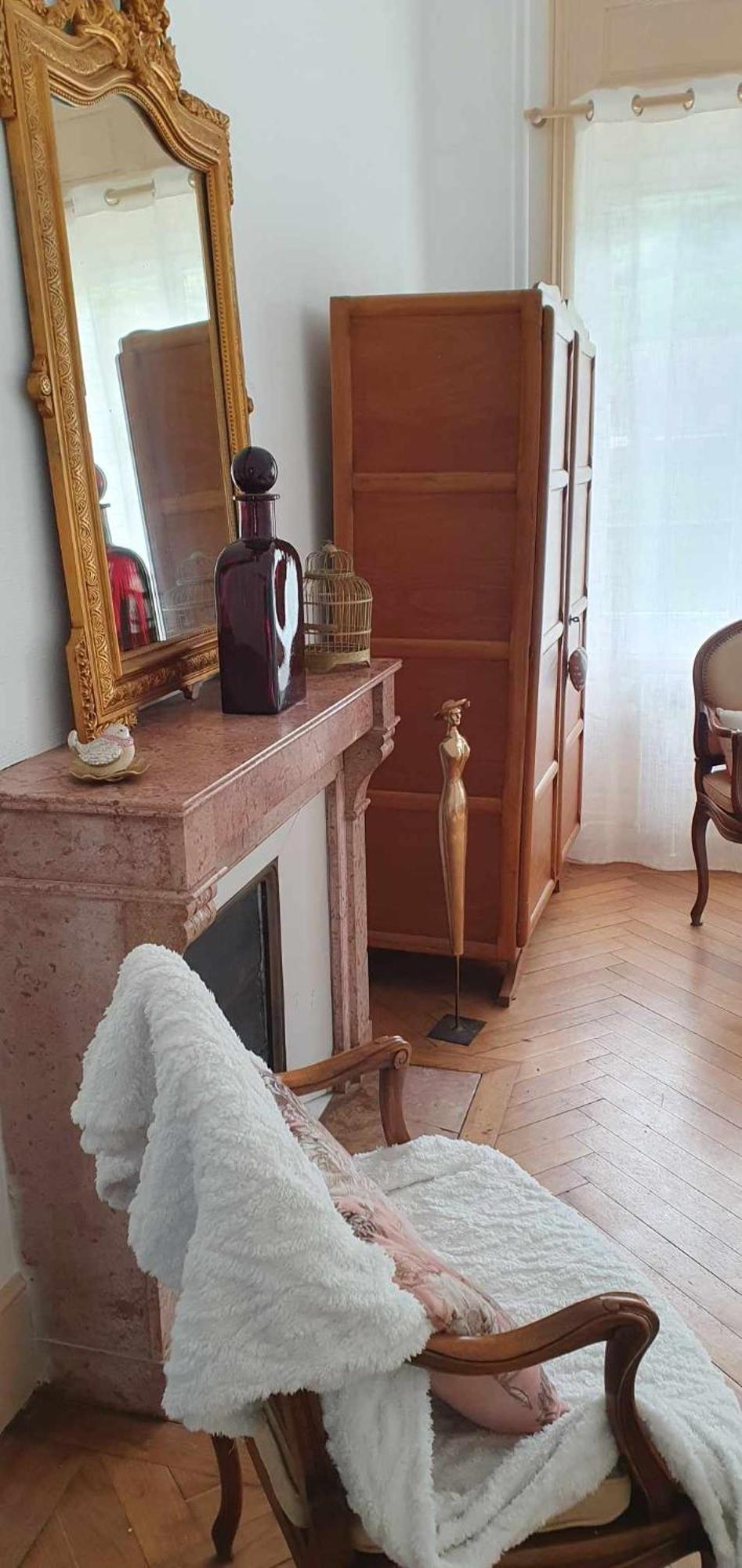 La Petite Porte Verte Bouilland Exteriör bild